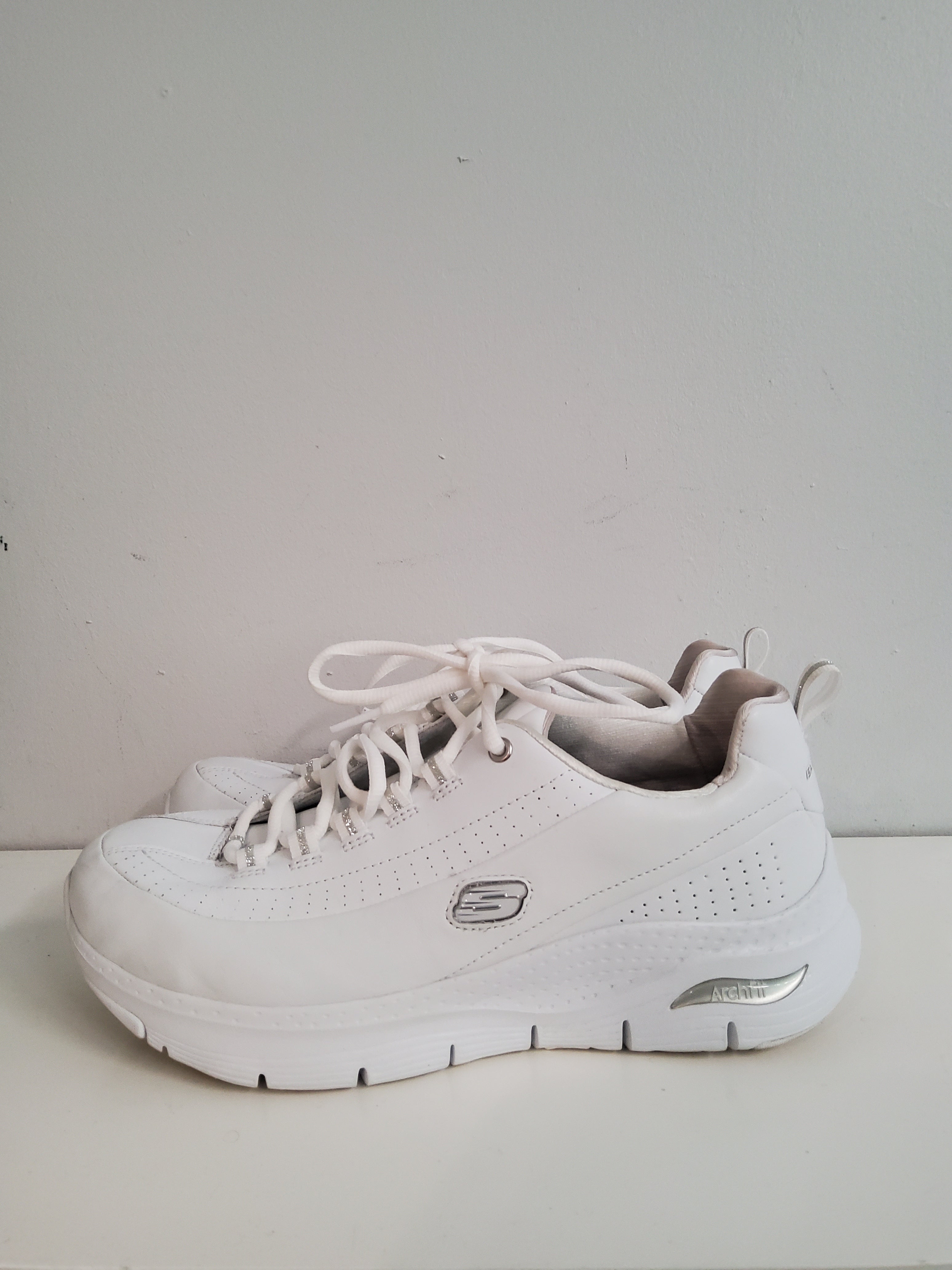 Skechers (40)