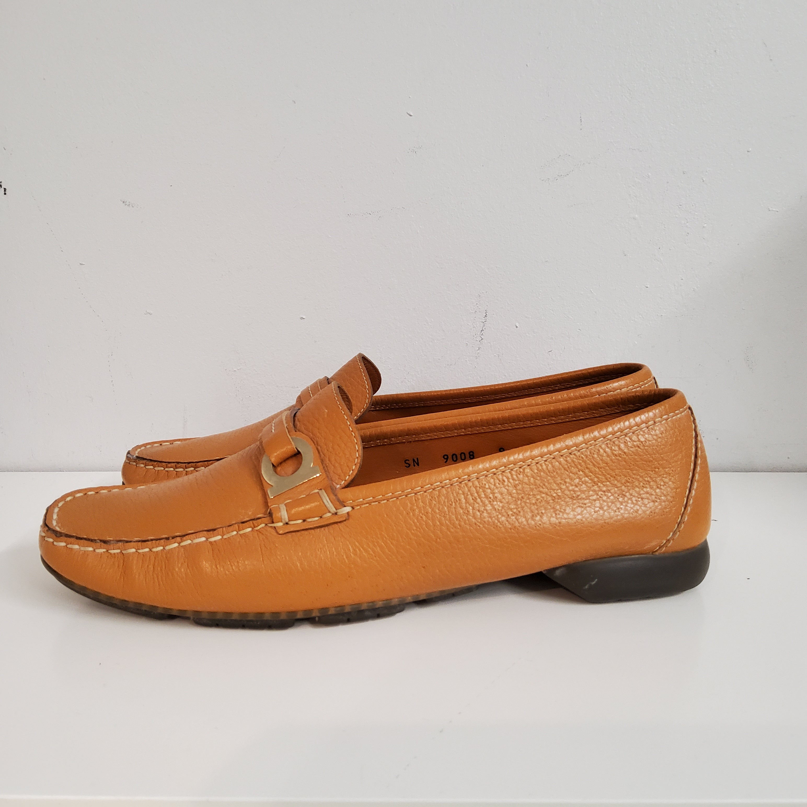 Ferragamo loafer (40)