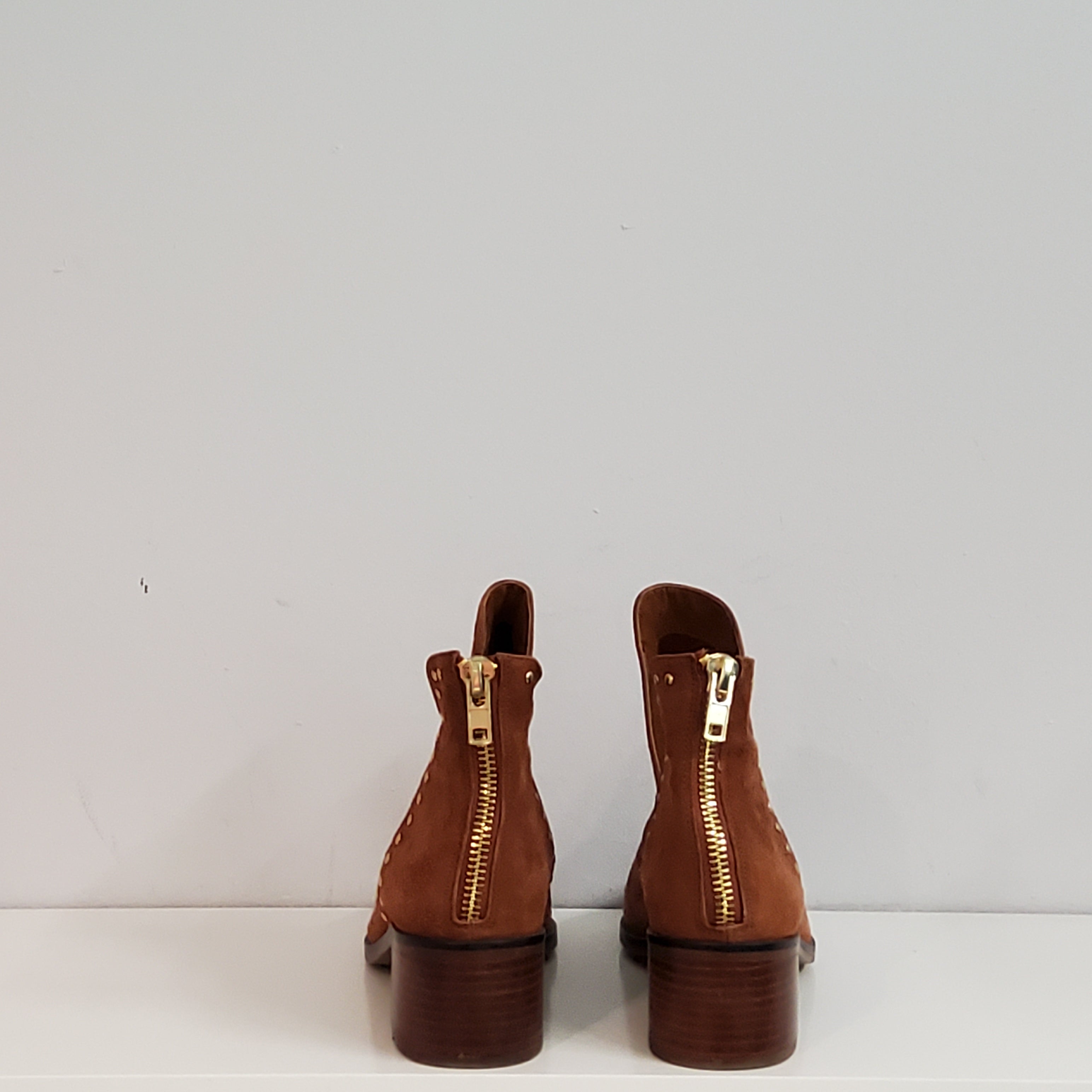 STEVE MADDEN ( 41 )