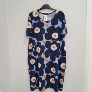MARIMEKKO  ( M )