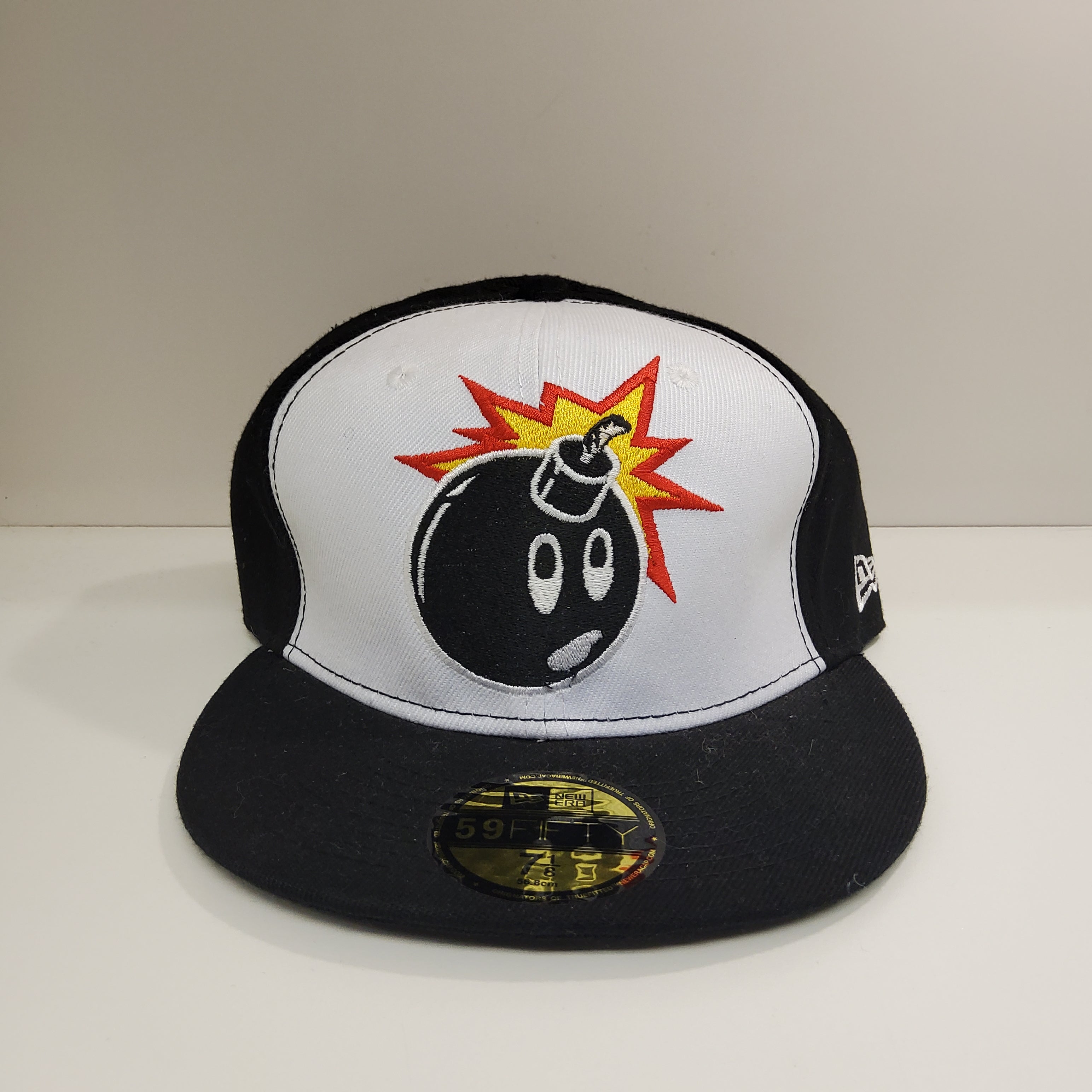 New Era lippis