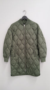 Superdry tikattu takki 38
