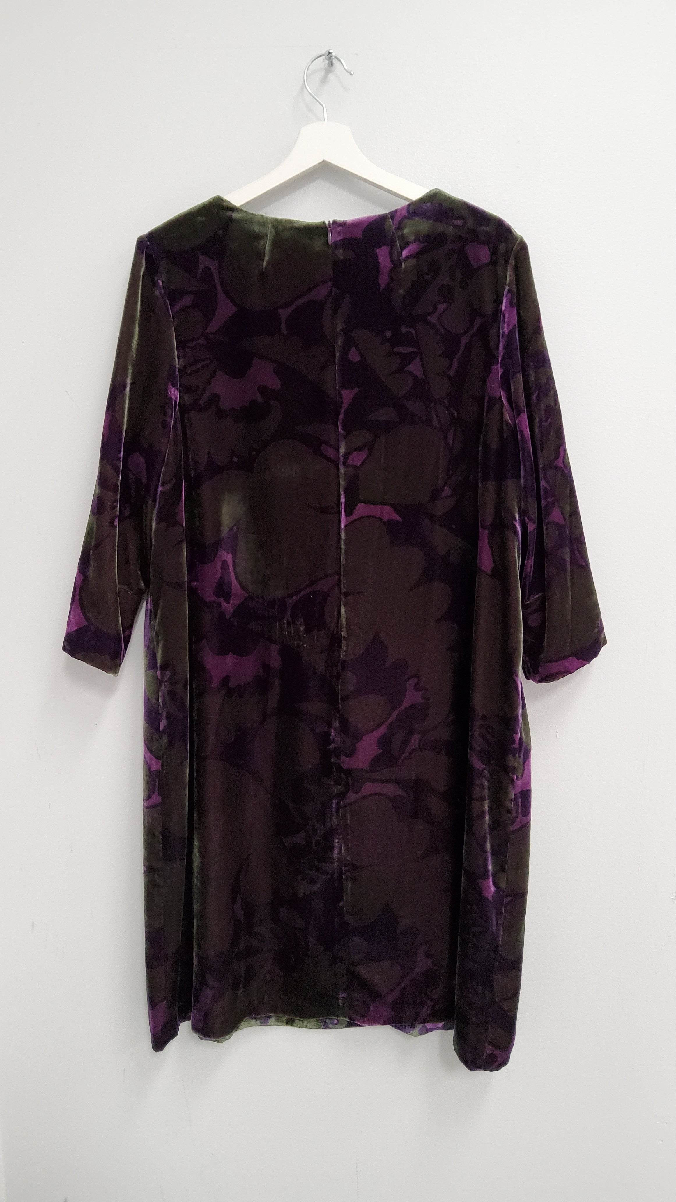 Marimekko uuvana akileija samettimekko 44