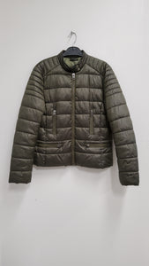 Sisley kevyttoppatakki 40