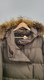 Lataa kuva Galleria-katseluun, Joutsen untuvatakki XXL
