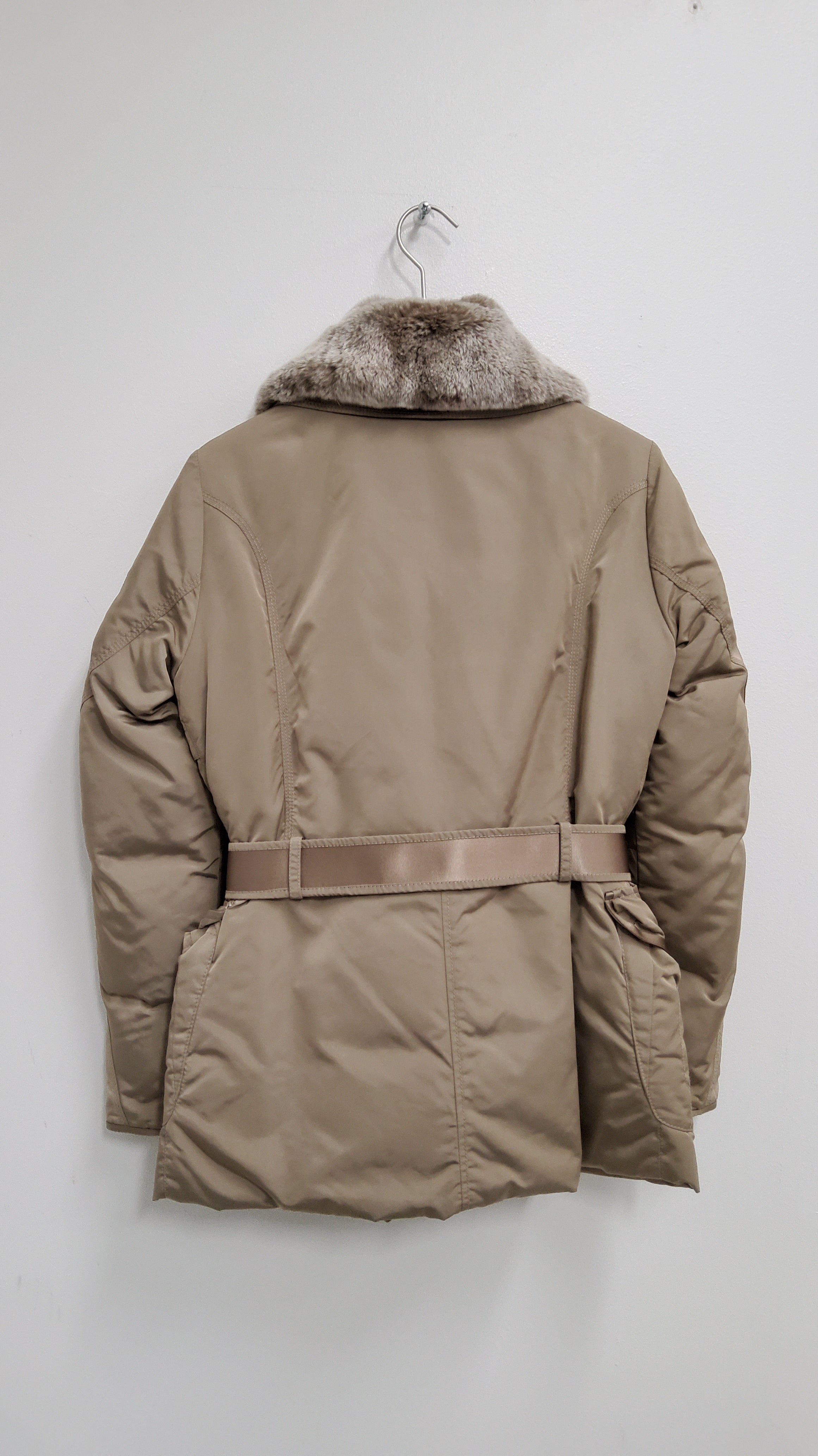 Peuterey untuvatakki