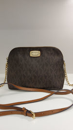 Lataa kuva Galleria-katseluun, Michael Kors olkalaukku
