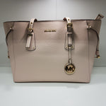 Lataa kuva Galleria-katseluun, Michael Kors laukku
