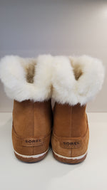 Lataa kuva Galleria-katseluun, Sorel talvisaapas
