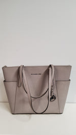 Lataa kuva Galleria-katseluun, Michael Kors laukku
