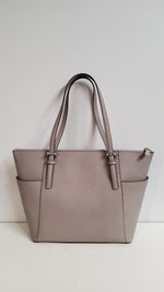 Lataa kuva Galleria-katseluun, Michael Kors laukku
