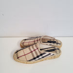 Lataa kuva Galleria-katseluun, Burberry naisten espadrillot
