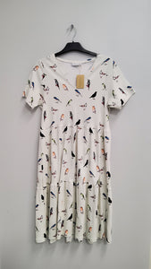 RivaClothing lintumekko