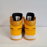 Lataa kuva Galleria-katseluun, Air Jordan varsitennarit
